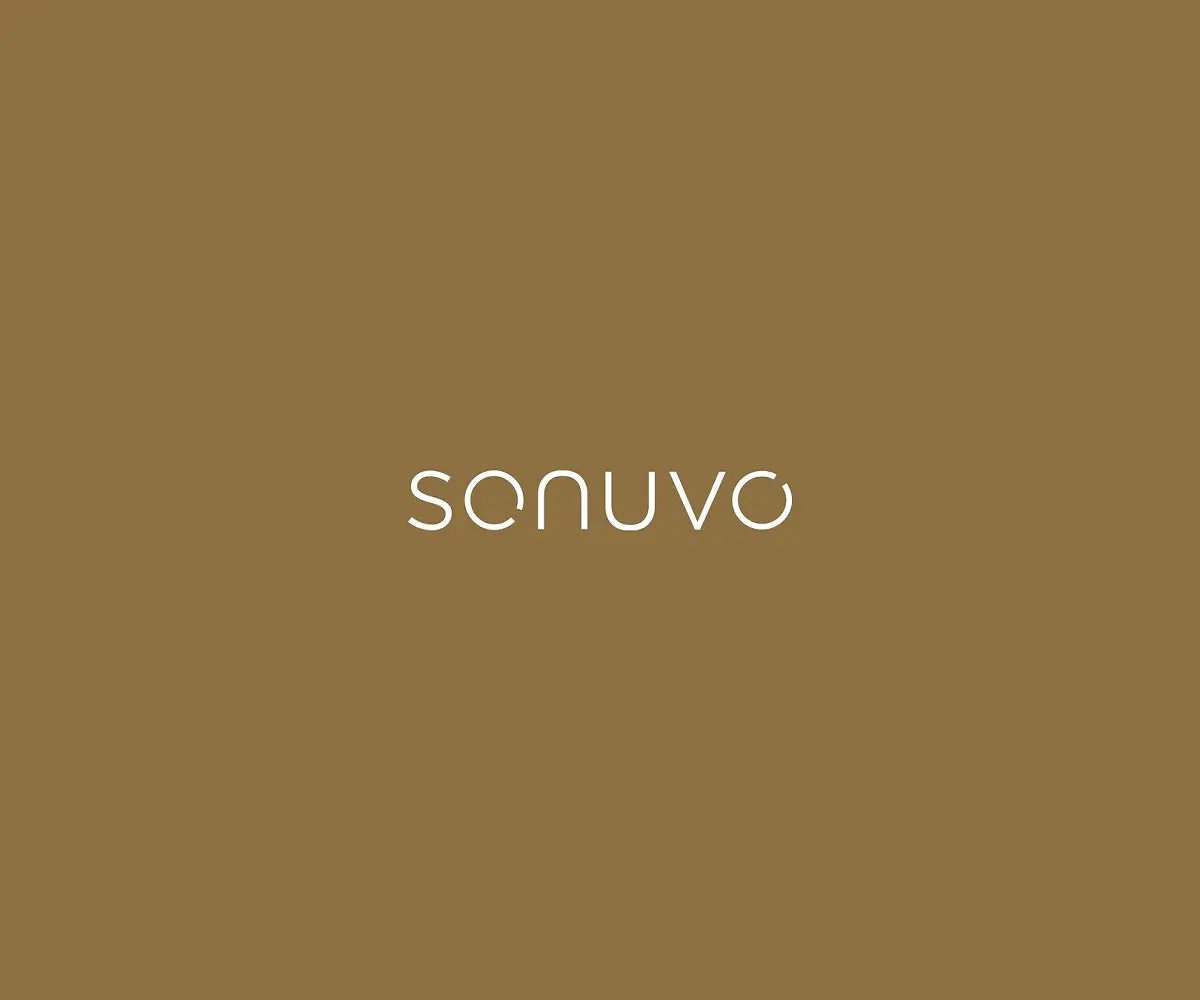 Logo von SONUVO auf einer Fläche in der Kundenfarbe