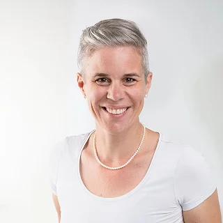 anita_portrait_v2.jpg